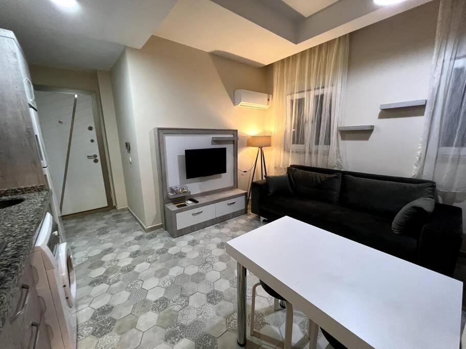 Basement Floor, Erasta Mall Karsisi, 1+0 Stuedyo '23' Daire Antalya